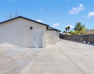 7359 Lynwood - Photo Thumbnail 1