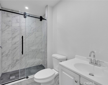 7359 Lynwood - Photo Thumbnail 5