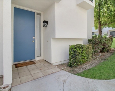48944 Desert Flower Drive - Photo Thumbnail 1