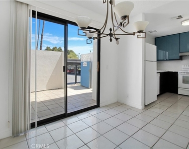 48944 Desert Flower Drive - Photo Thumbnail 2