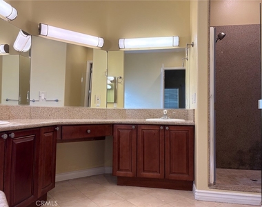26944 Silver Lakes Parkway - Photo Thumbnail 16