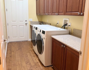 26944 Silver Lakes Parkway - Photo Thumbnail 21