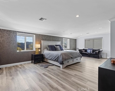 3435 Oakmont View Drive - Photo Thumbnail 32