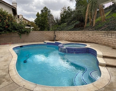 26055 Bancroft Street - Photo Thumbnail 19