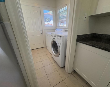 1602 Georgia Street - Photo Thumbnail 13