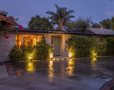 7442 Capps Avenue - Photo Thumbnail 5