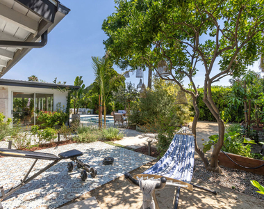 7442 Capps Avenue - Photo Thumbnail 57