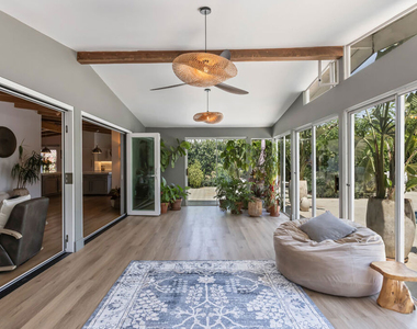 7442 Capps Avenue - Photo Thumbnail 16