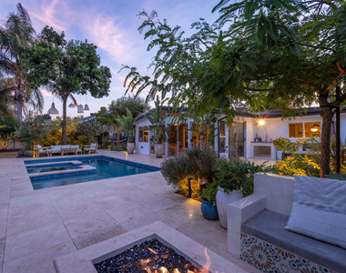 7442 Capps Avenue - Photo Thumbnail 4