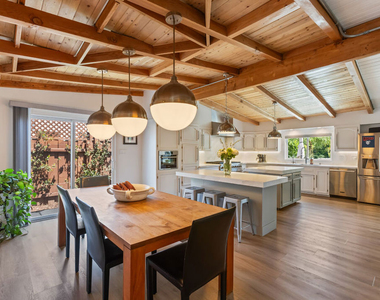 7442 Capps Avenue - Photo Thumbnail 28