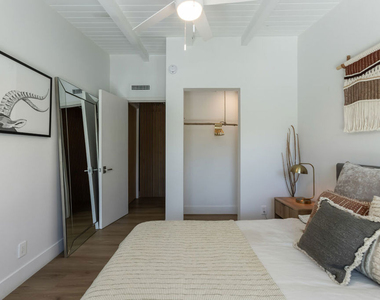 7442 Capps Avenue - Photo Thumbnail 42