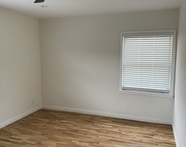 947 S Bedford Street - Photo Thumbnail 13