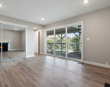 23937 Jensen Drive - Photo Thumbnail 18