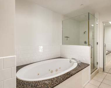 823 N Martel Avenue - Photo Thumbnail 19