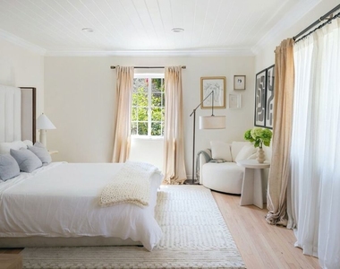 690 Westgate Street - Photo Thumbnail 10