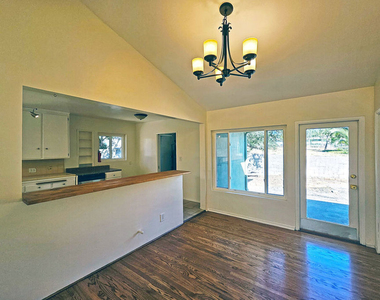 3700 Glenwood Avenue - Photo Thumbnail 12