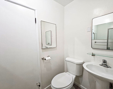 3700 Glenwood Avenue - Photo Thumbnail 18