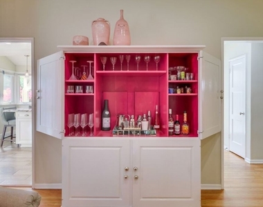 21447 Providencia Street - Photo Thumbnail 15