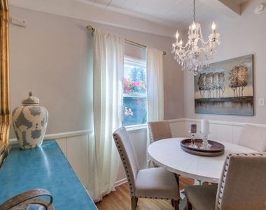 21447 Providencia Street - Photo Thumbnail 17