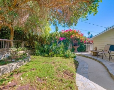21447 Providencia Street - Photo Thumbnail 72
