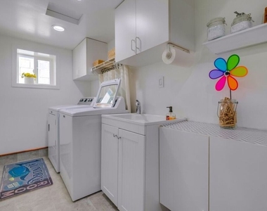 21447 Providencia Street - Photo Thumbnail 62