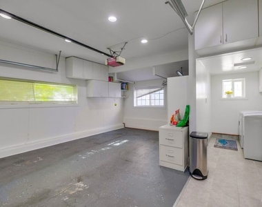 21447 Providencia Street - Photo Thumbnail 59