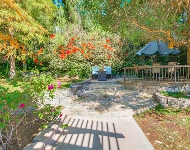21447 Providencia Street - Photo Thumbnail 73