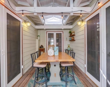 21447 Providencia Street - Photo Thumbnail 66