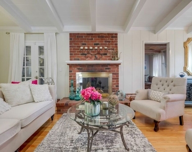 21447 Providencia Street - Photo Thumbnail 1