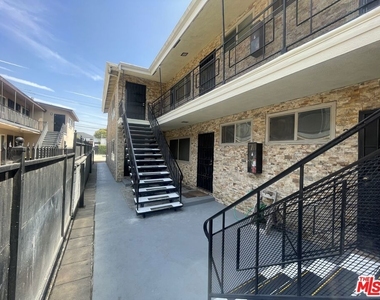 628 S Osage Avenue - Photo Thumbnail 2
