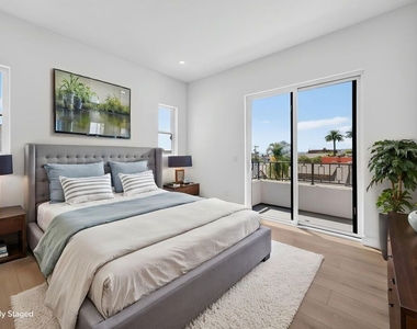 150 N Carondelet Street - Photo Thumbnail 26