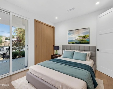 150 N Carondelet Street - Photo Thumbnail 13