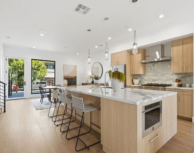 4095 Sawtelle Boulevard - Photo Thumbnail 10