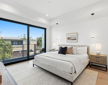 4095 Sawtelle Boulevard - Photo Thumbnail 20