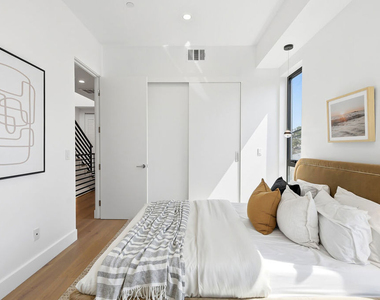 4095 Sawtelle Boulevard - Photo Thumbnail 26