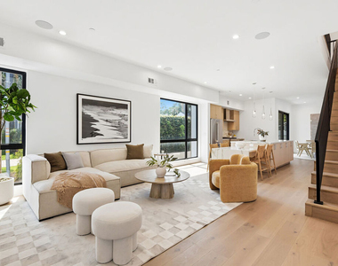 4095 Sawtelle Boulevard - Photo Thumbnail 2