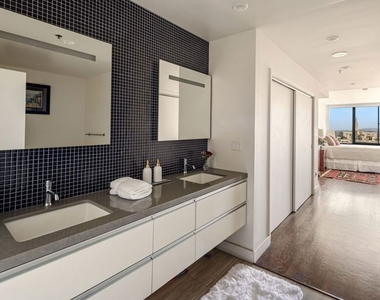 10724 Wilshire Boulevard - Photo Thumbnail 21