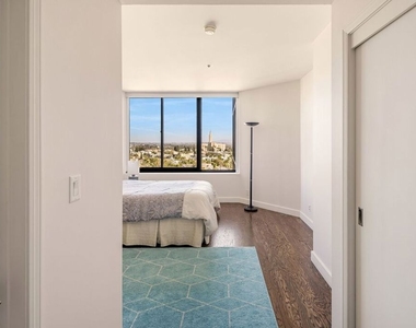 10724 Wilshire Boulevard - Photo Thumbnail 26