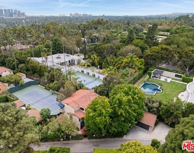 1121 La Collina Drive - Photo Thumbnail 33
