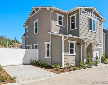 1523 Wingwood - Photo Thumbnail 1