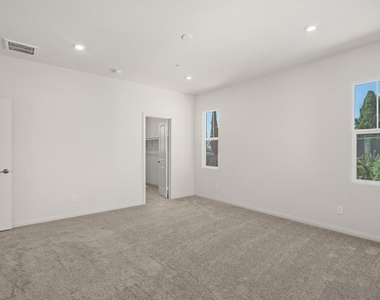 1523 Wingwood - Photo Thumbnail 22