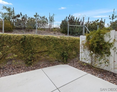 1523 Wingwood - Photo Thumbnail 10