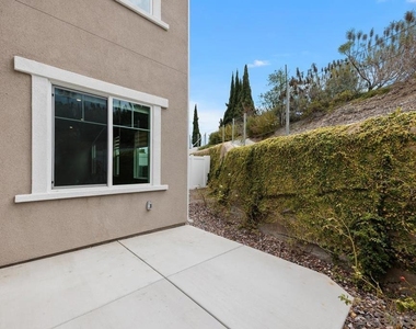 1523 Wingwood - Photo Thumbnail 11