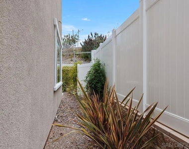 1523 Wingwood - Photo Thumbnail 14