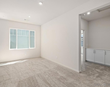 1523 Wingwood - Photo Thumbnail 16