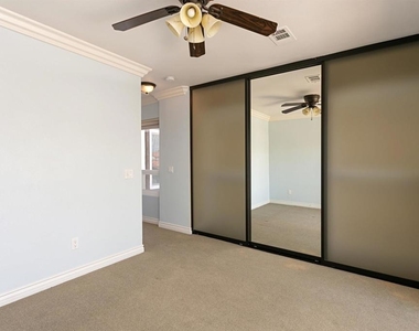 6783 Heath Ct - Photo Thumbnail 32