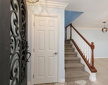 6783 Heath Ct - Photo Thumbnail 19