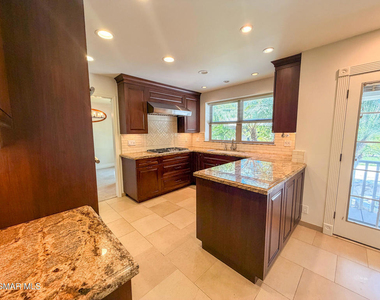 2344 Highgate Road - Photo Thumbnail 14
