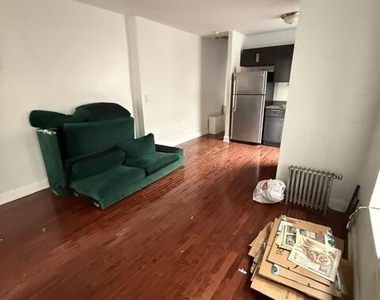 446 West 164th Street - Photo Thumbnail 4