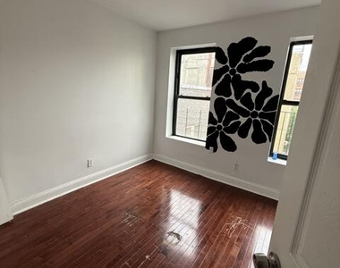 446 West 164th Street - Photo Thumbnail 2